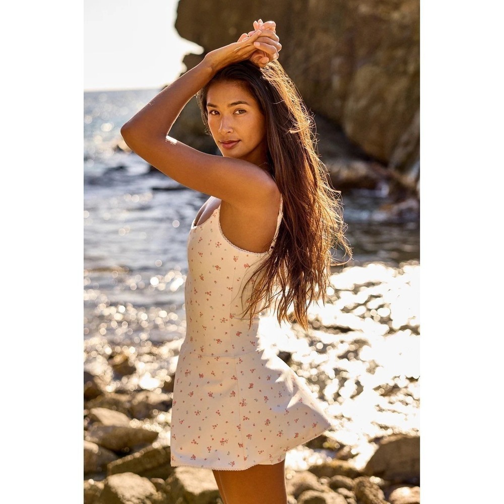 Altar'd State Floral Print Lace Trim Sports Active Mini Dress Size 2XL - Picture 4 of 10